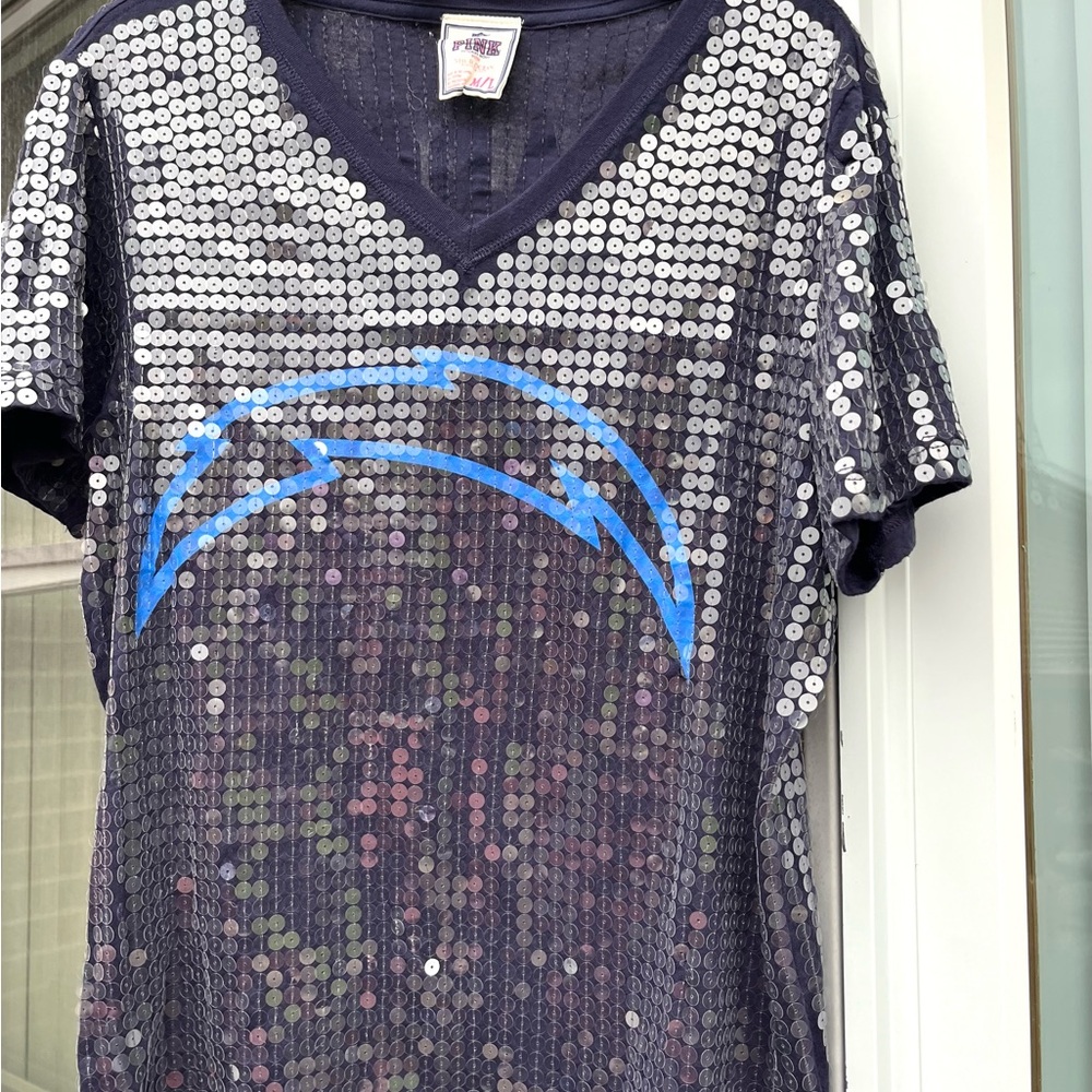 Vintage NFL Chargers sequence top